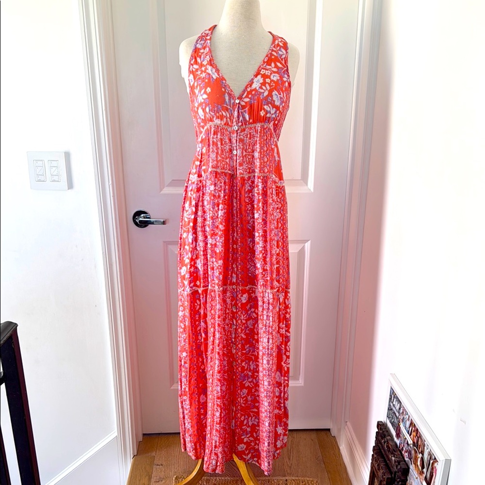 Lovestitch Coral Floral V-Neck Maxi Dress Small
